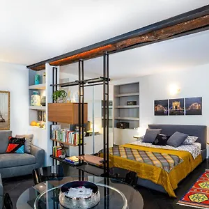 Cosy Nest In The Heart Of Brera , Milan Italy